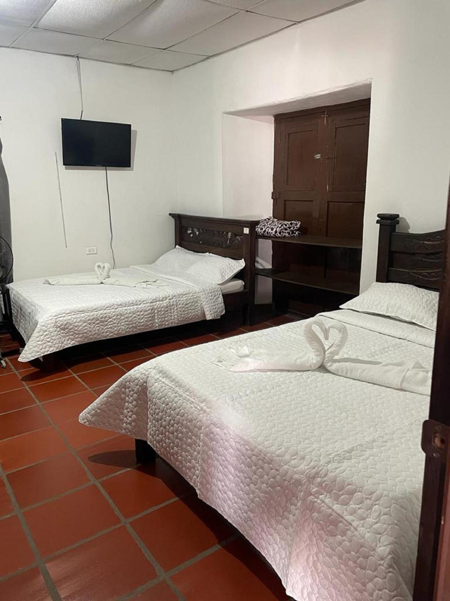Hotel La Casona Chinácota Esterno foto