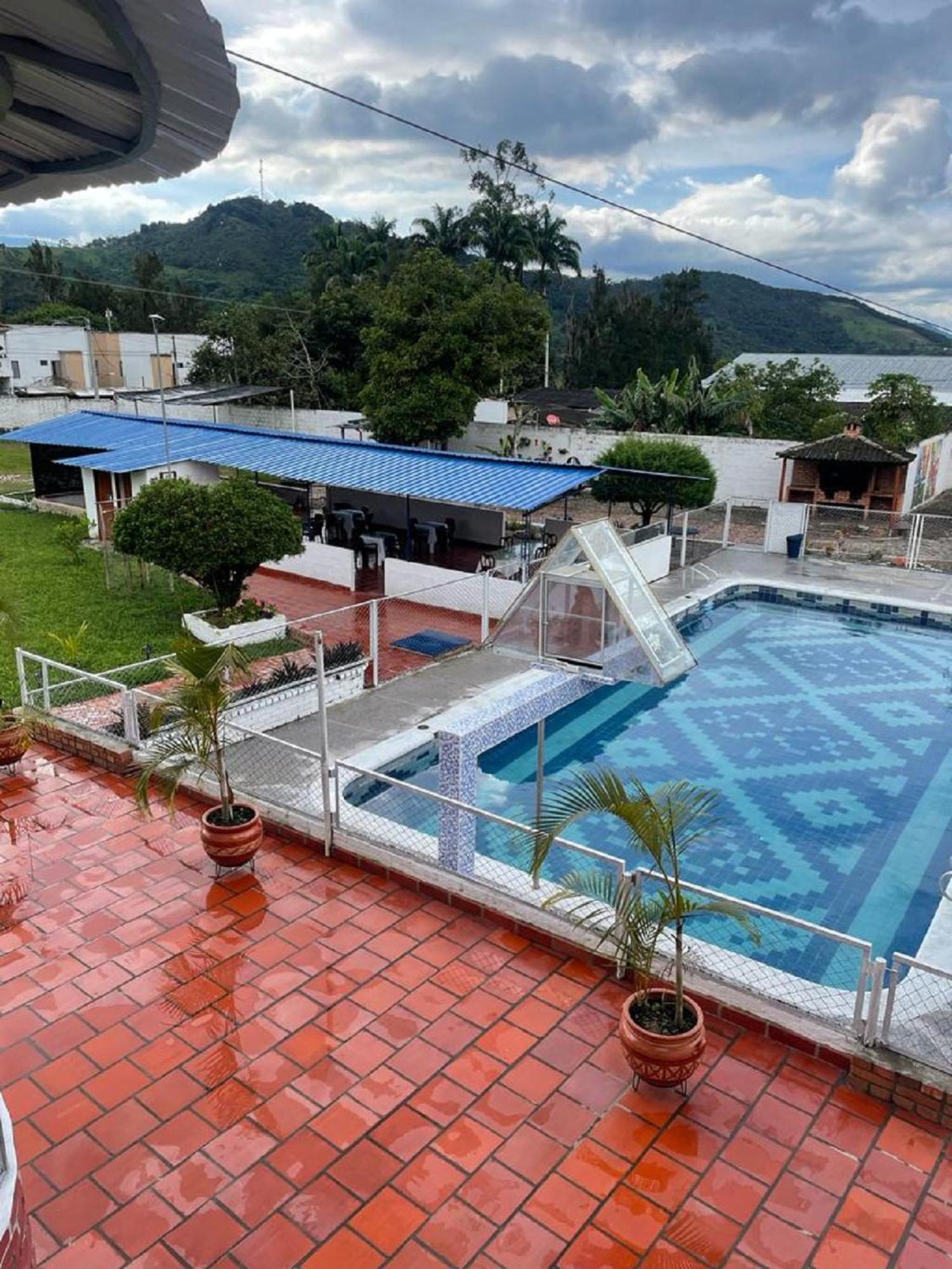 Hotel La Casona Chinácota Esterno foto